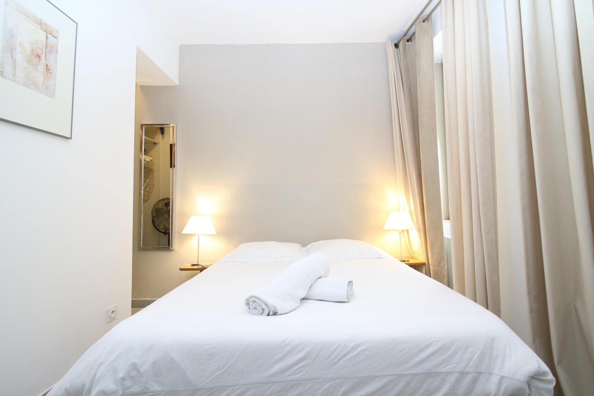 T3 Appartement Hypercentre Proche Commerce- Parking - 2 Chambres Wifi Gratuit Avignon Exterior foto