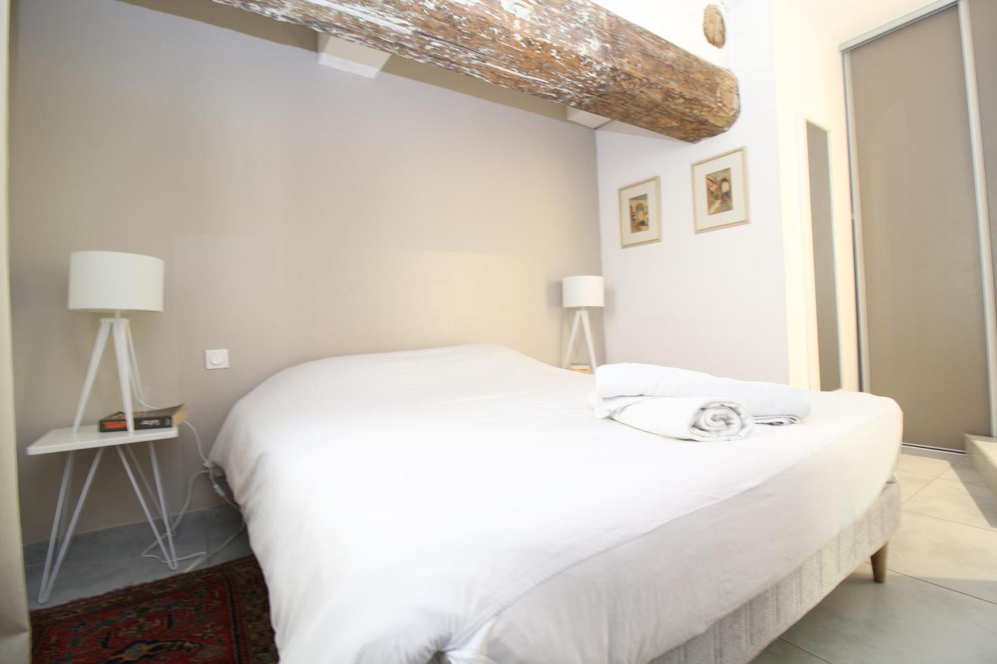 T3 Appartement Hypercentre Proche Commerce- Parking - 2 Chambres Wifi Gratuit Avignon Exterior foto